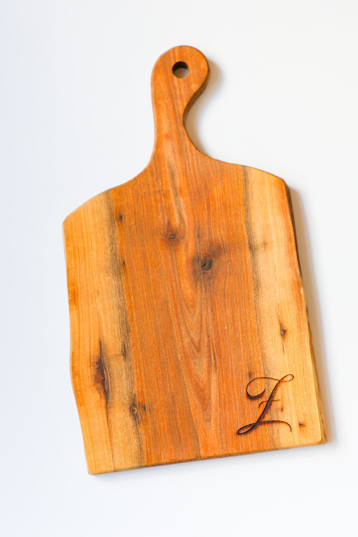 Classic Paddle Cutting Board