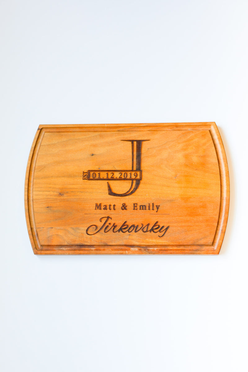 Classic Carved Cutting Board-zoom-