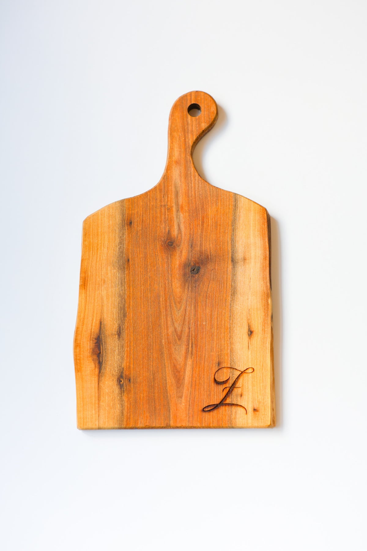Classic Paddle Cutting Board-zoom-1